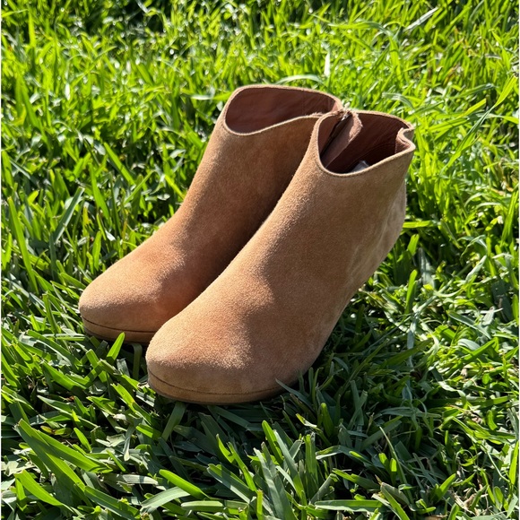 Elle Bootie. PAUL GREEN. Color: Sisal. US size 8 - Picture 9 of 16